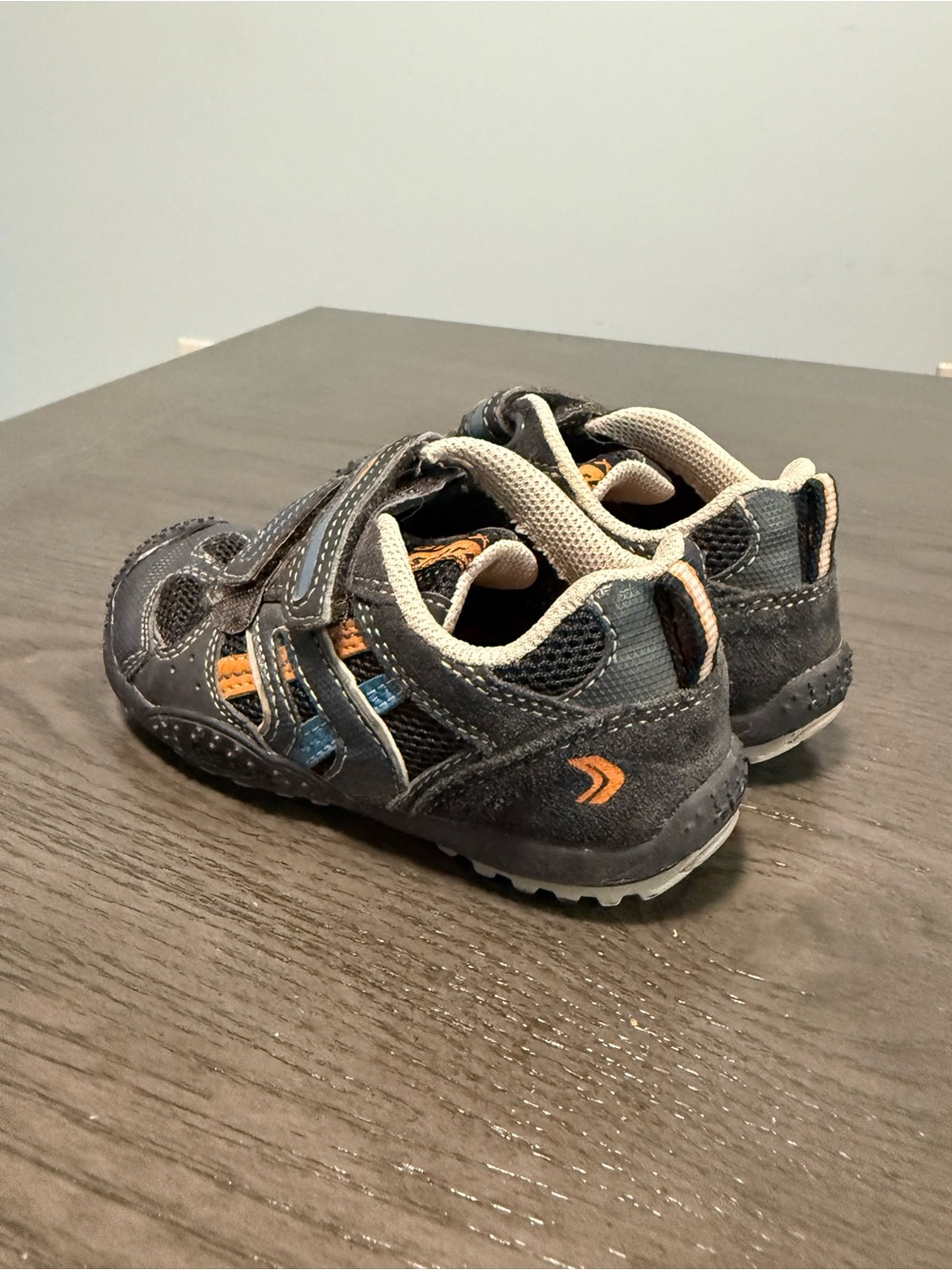 GEOX Kid’s shoes with genuine leather insoles Size 8,5 - Picture 4 of 10
